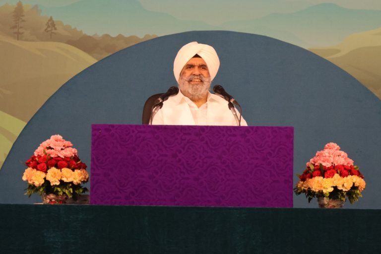 संत राजिन्दर सिंह जी महाराज के भिण्ड में सत्संग व नामदान के कार्यक्रम में हजारों की संख्या में लोग एकत्रित हुए