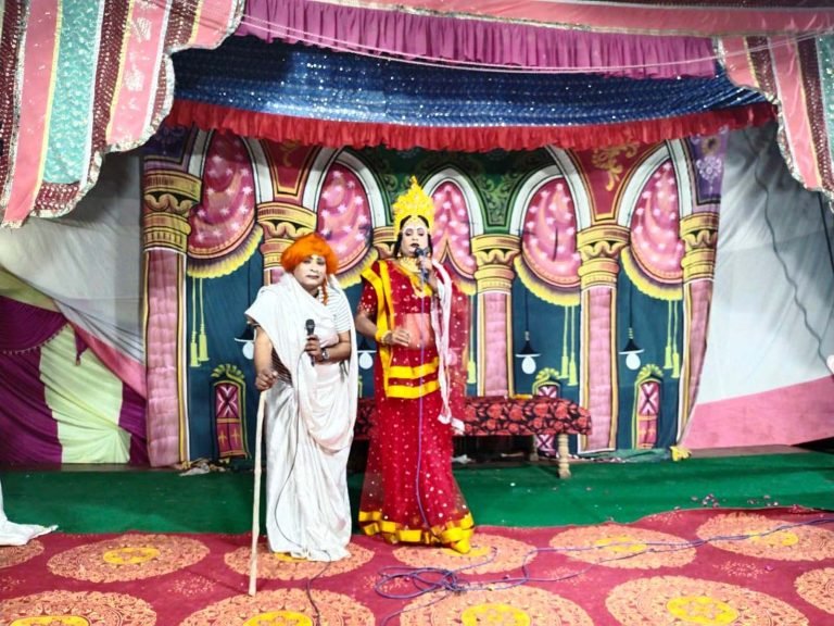 दबोह में राम बनवास की लीला का हुआ मंचन