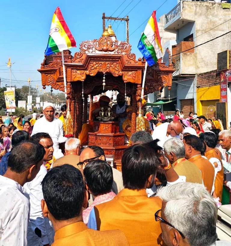 मौ नगर में हुआ पंचकल्याणक प्रतिष्ठा महामहोत्सव का शुभारंभ