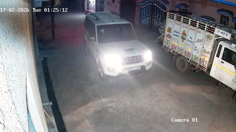 चोरों ने एक रात में 5 घरों में चटकाए ताले, पुलिस नहीं लिख सकी रिपोर्ट