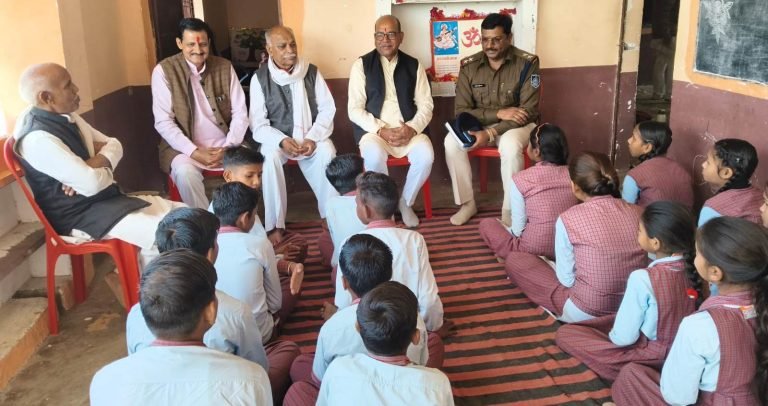 प्रांत प्रमुख ने चयनित विद्यालय भगुवापुरा का किया अवलोकन