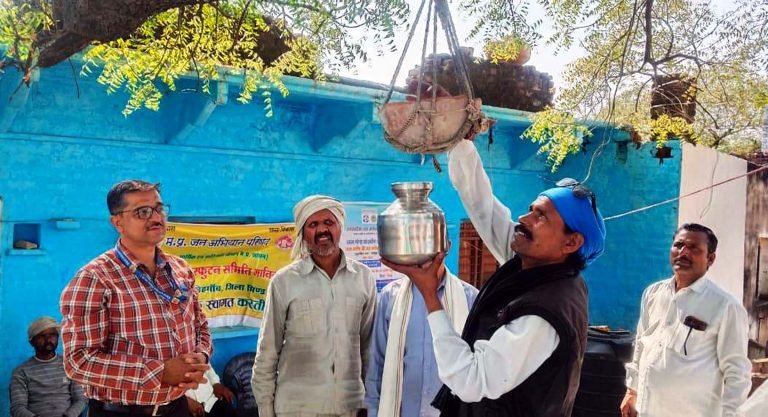 जल गंगा संवर्धन अभियान के अंतर्गत वृक्ष पूजन एवं जल चौपाल का आयोजन