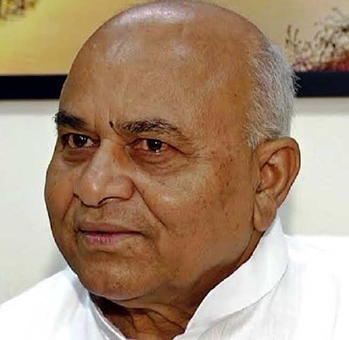 विधायक हवा में तीर चलाने के बजाय तथ्यों पर बात करें : डॉ.गोविन्द सिंह