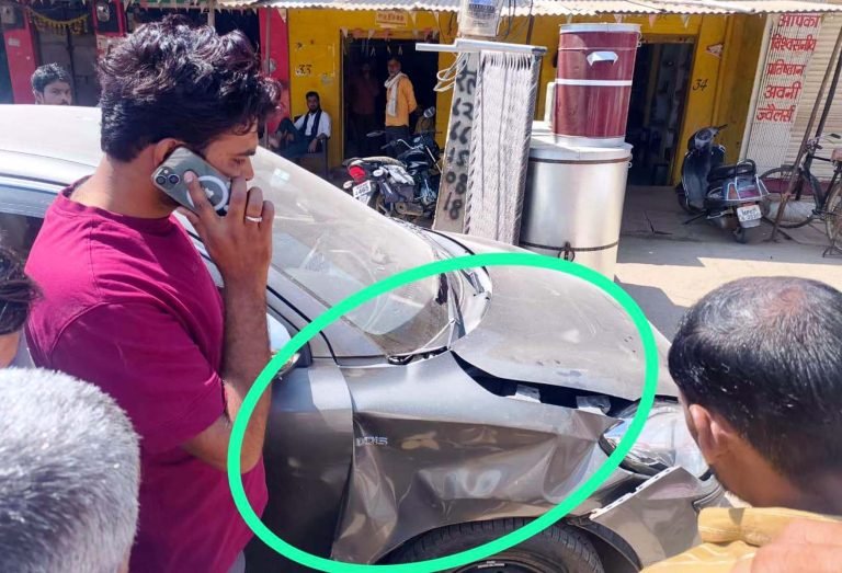 तेज रफ्तार बाइक ने कार को मारी टक्कर