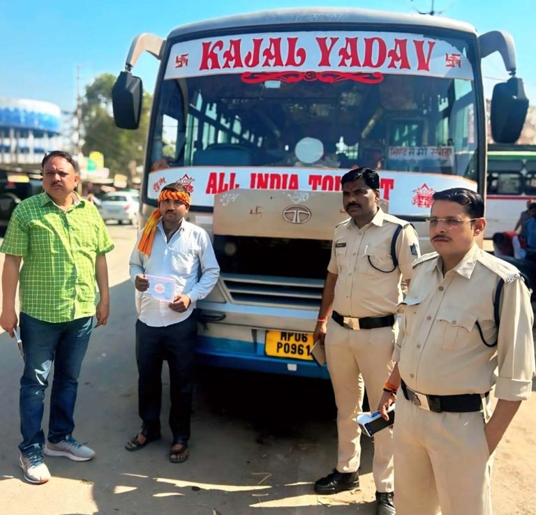 11 बसों पर चालानी कार्रवाई, साढ़े 9 हजार का राजस्व वसूला
