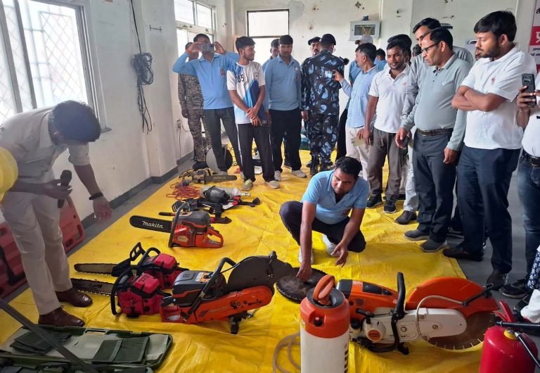 भूकंप आपदा जोखिम प्रबंधन एवं बचाव प्रशिक्षण का हुआ आयोजन