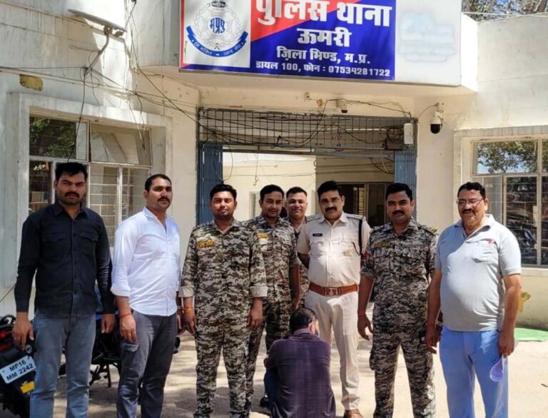 अंतर्राज्यीय चोर गिरफ्तार, गहनों सहित तीन लाख का माल बरामद