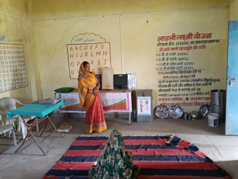 केन्द्रीय मंत्री सिंधिया के हस्तक्षेप से आंगनवाड़ी केन्द्र नए भवन में शिफ्ट