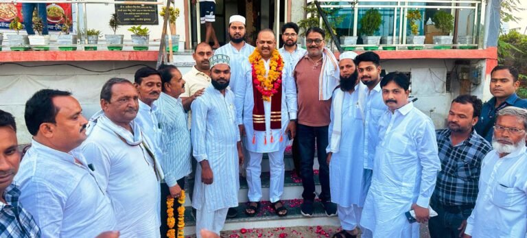 वक्फ बोर्ड के चेयरमेन पटेल का गोहद में हुअ भव्य स्वागत