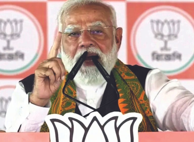 बंगाल में गाल बजाते प्रधानमंत्री जी