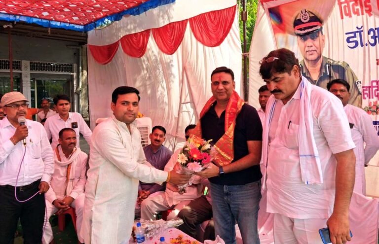 डीआईजी डॉ. असित यादव का मेहगांव में हुआ भव्य स्वागत