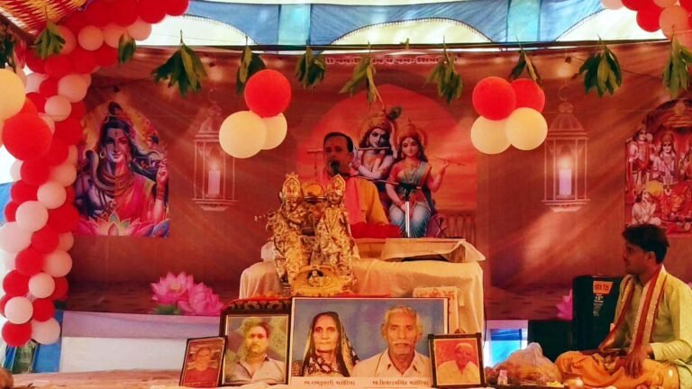 जामपुरा में कलश यात्रा के साथ भागवत महापुराण कथा का शुभांरभ