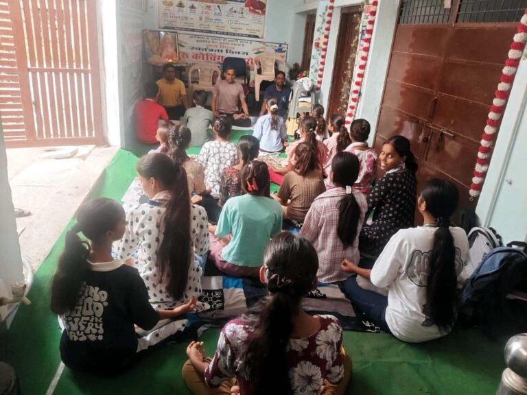 सुबह हो या शाम रोज कीजिए योग, निकट नहीं आएगा कभी भी कोई रोग : योगाचार्य राठौर
