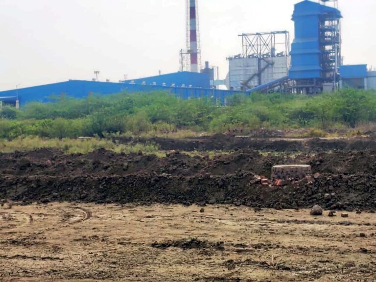 औद्योगिक क्षेत्र की पहचान पर संकट : बंद पड़ी फैक्ट्रियों की जमीन पर काटे जा रहे आवासीय प्लॉट