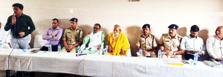 दंदरौआ धाम में बुढ़वा मंगल मेले के लिए पर्याप्त व्यवस्थाएं की जाएं : मंत्री शुक्ला