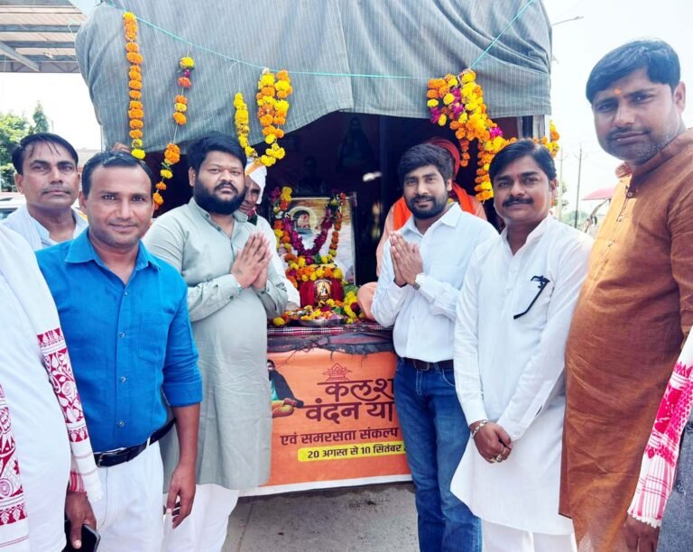 गोहद में निकली संत रविदास महाराज की रथ यात्रा
