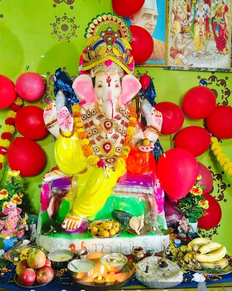 शहर की कॉलोनियों में सजे पंडाल, श्रीगणेश की हुई स्थापना